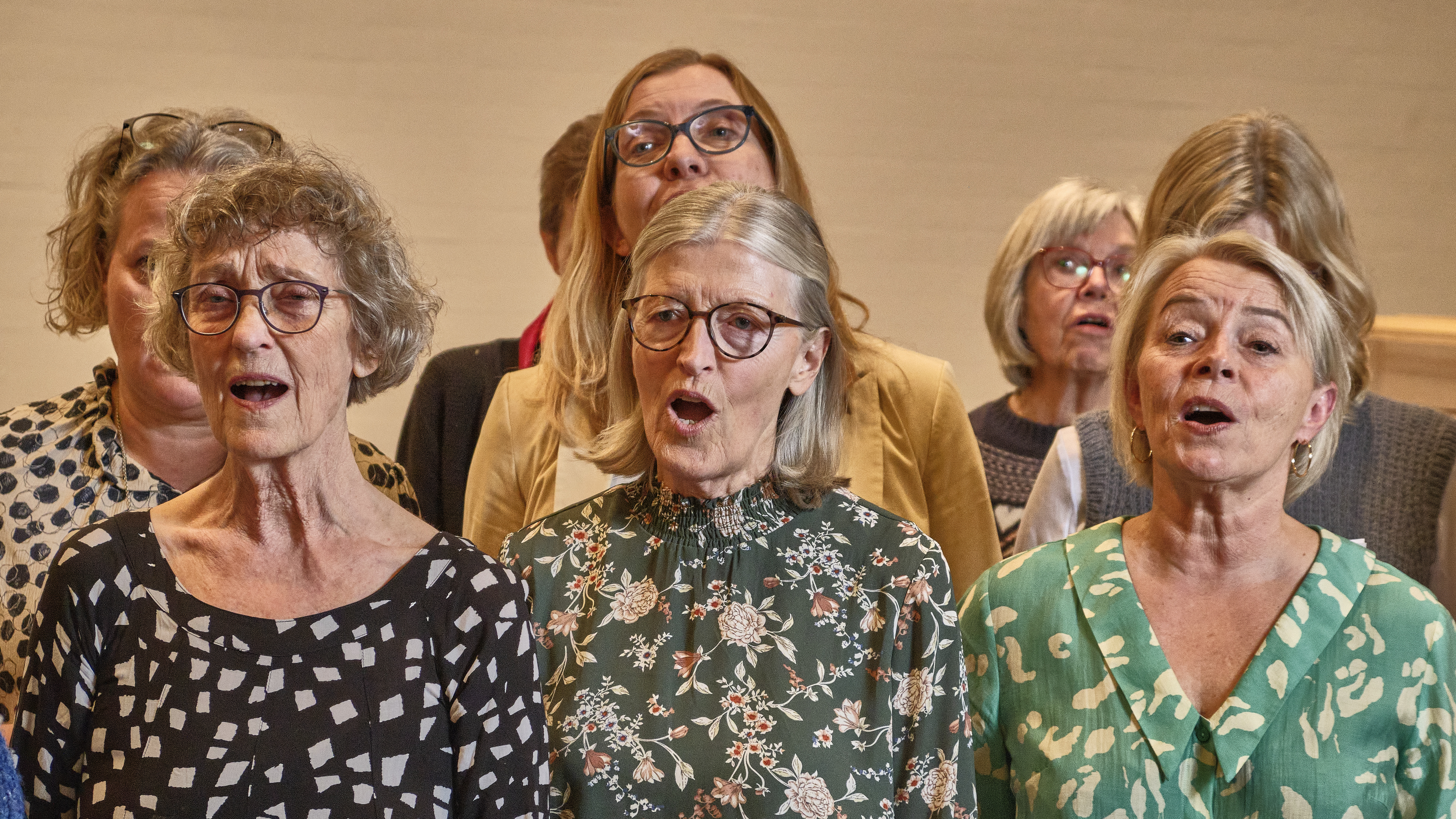forsamling af seniorer til eftermiddagstræf